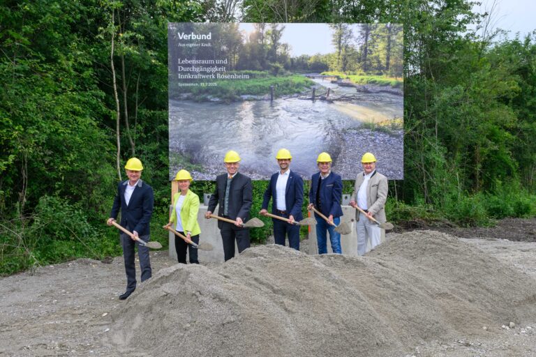 Feierlicher Spatenstich für die neue Fischwanderhilfe beim VERBUND-Innkraftwerk Rosenheim