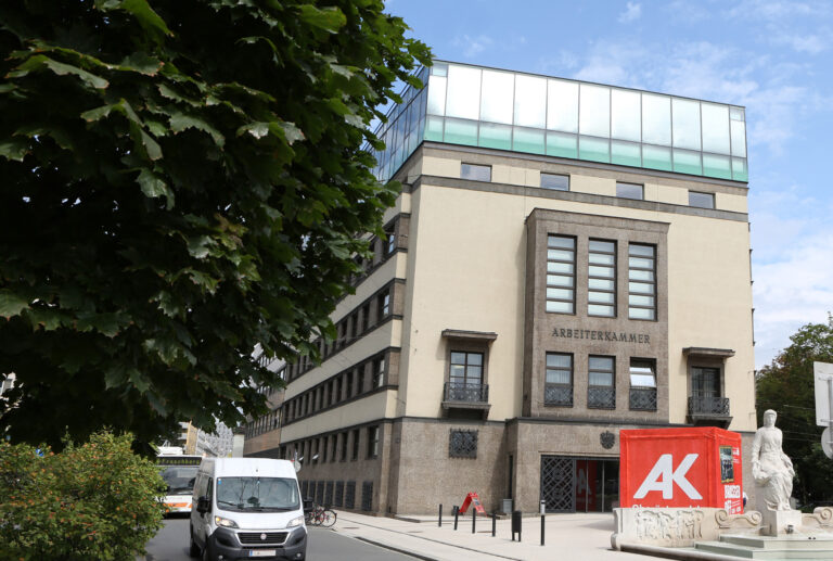 Handelsbetrieb wollte zu einvernehmlicher Auflösung drängen