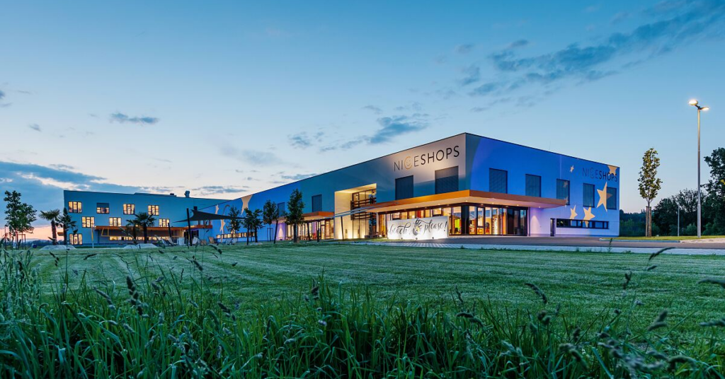 Logistikzentrum Saaz niceshops